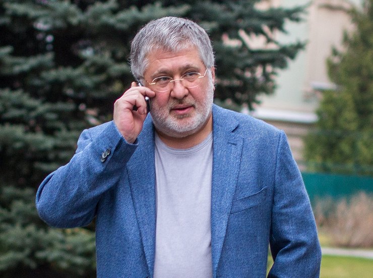 Коломойский и Зеленский остановились в Буковеле в одном отеле