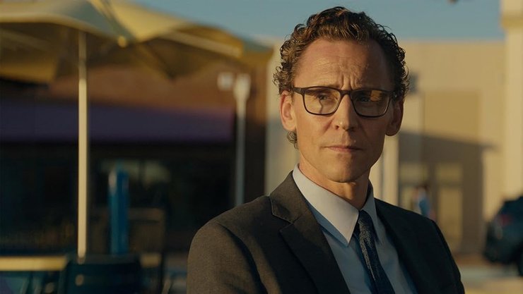 життя чака, том хіддлстон