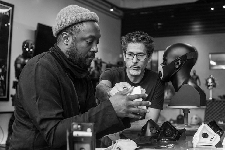 Will.i.am, хосе фернандес, защитная маска