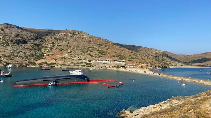 яхта затонула, яхта утонула, яхта 007, греция, швейцарский миллионер