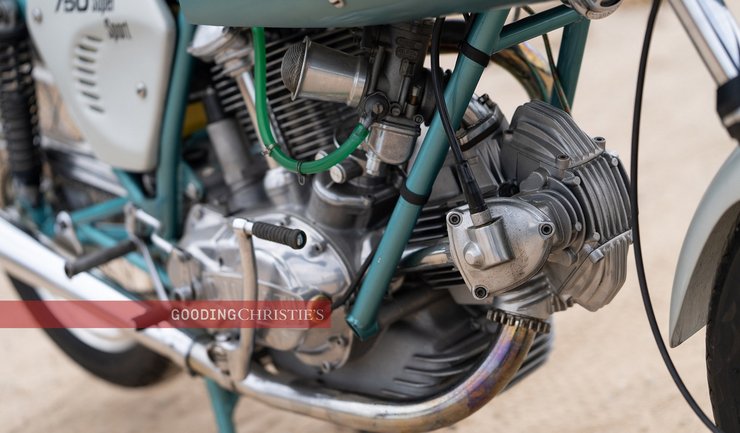 Ducati V2