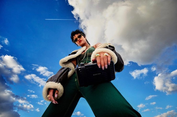 Rimowa, Ріанна, рекламна кампанія, валізи