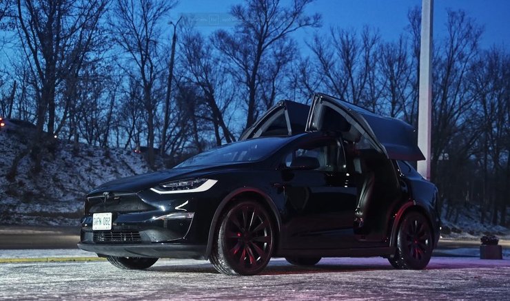 Tesla Model X Plaid, Tesla Model X, электромобиль Tesla Model X, кроссовер Tesla, новая Tesla Model X