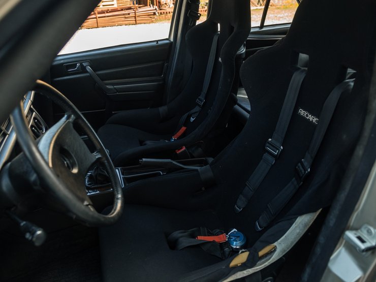 салон мерседес 190, Mercedes 190 E 2.3-16, Mercedes 190, Mercedes-Benz 190, Ники Лауда, гонка чемпионов