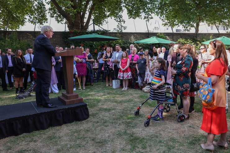 даунинг стрит, резиденция премьер министра, даунинг стрит 10, премьер министр великобритании