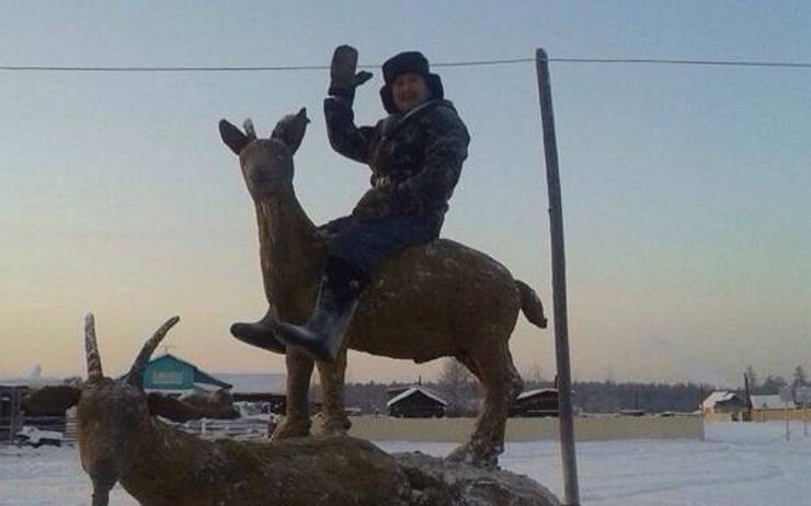 скульптура из навоза