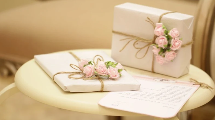 Запрошення на весілля, церемонія одруження, скандал, сімейні конфлікти