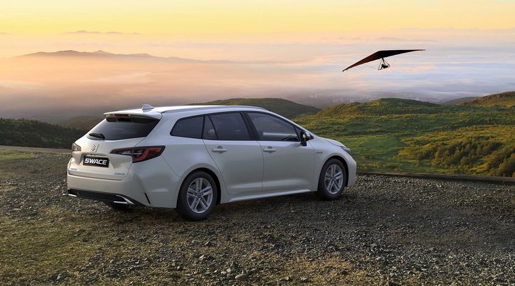Suzuki Swace 2023, Suzuki Swace, новый Suzuki Swace, универсал Suzuki, Toyota Corolla