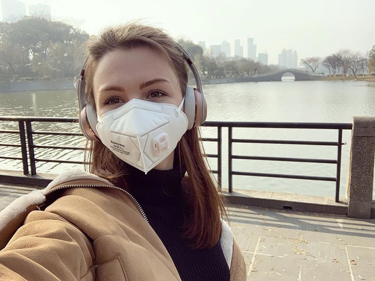 анастасия зинченко, отказали в эвакуации из-за собаки, пес Миша, ухань, коронавирус