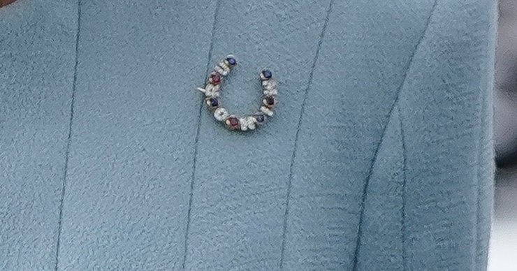 Королева Камилла, скачки, королевские драгоценности, король Чарльз