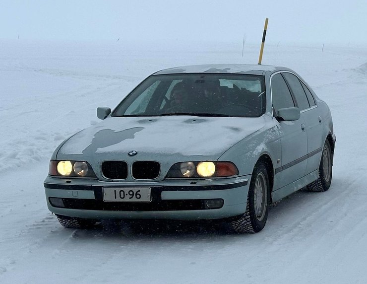 бмв зимой, BMW 5 Series, BMW 5 Series 1996, BMW 5 Series E39, BMW 5 Series E39, седан BMW