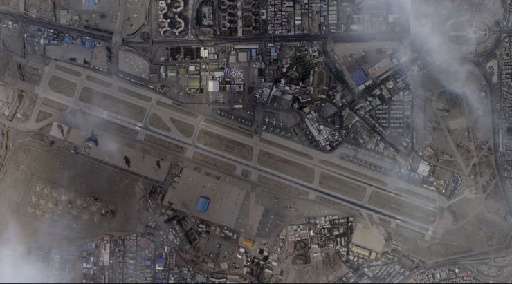 Фото последствий ударов по авибазе Шекари-1 КСИР