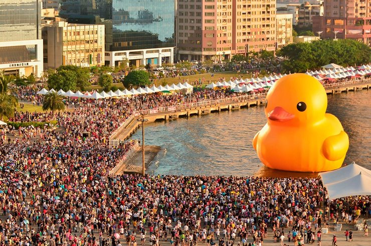 надувная утка