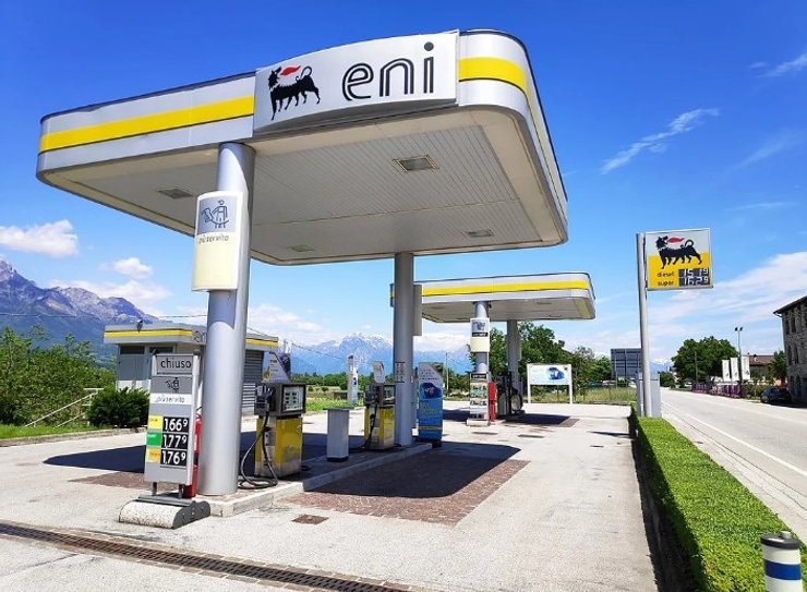 компанія Eni, Італія компанія Eni, Eni Італія, нафтогазова сфера Eni, заправки Eni