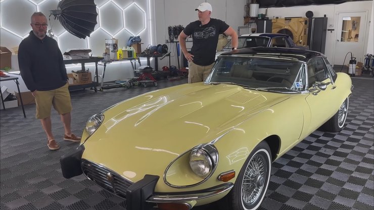 Jaguar E-Type 1974 года