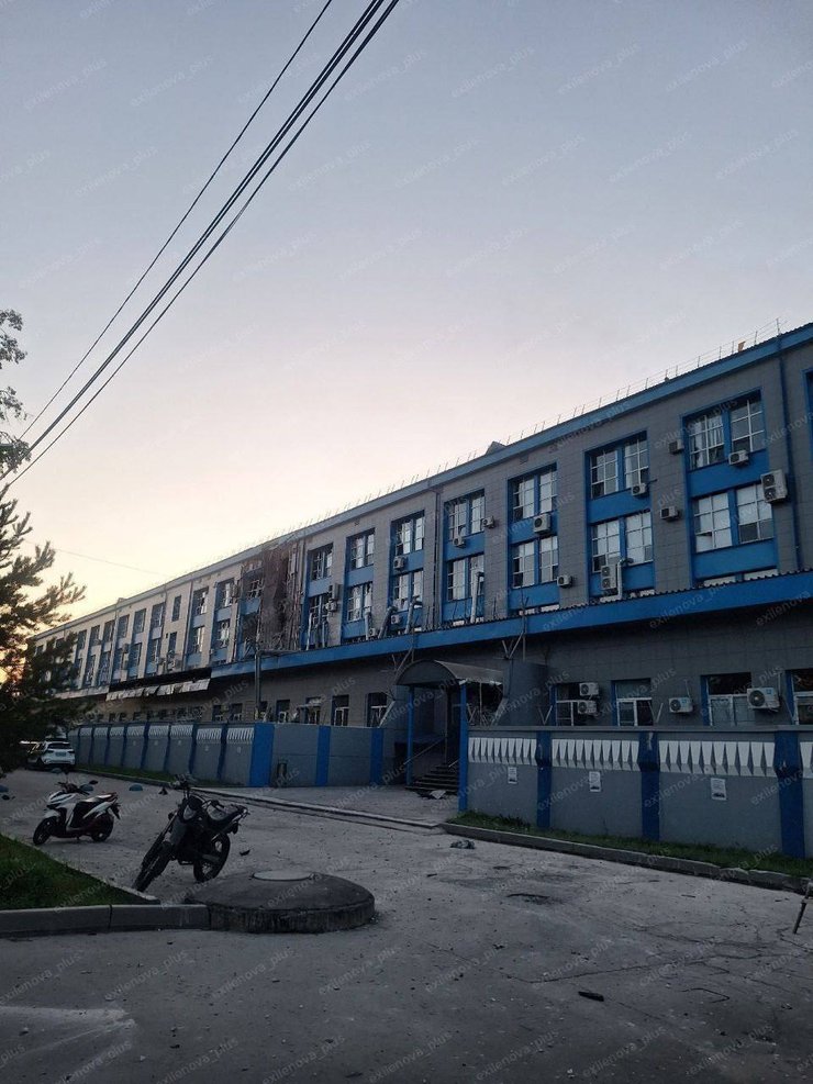 Последствия атаки дронов по приборостроительному заводу в Арзамасе