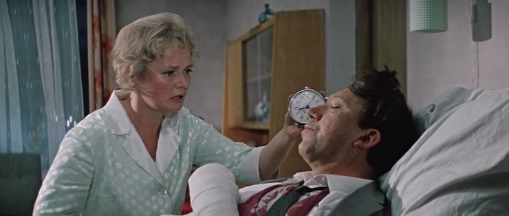 ніна гребешкова, юрій нікулін, діамантова рука