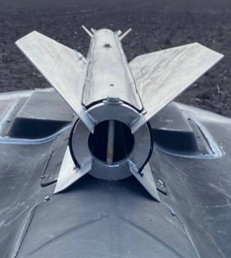 Задняя часть макета ракеты Р-60 на "Шахеде"