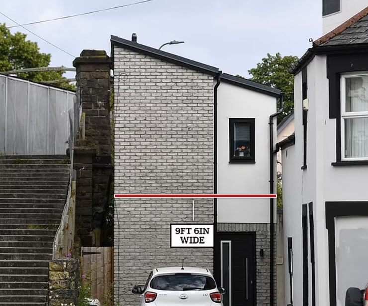 Самый тонкий дом в Великобритании, жилье, недвижимость, интересные дома, как живут люди в крошечных помещениях