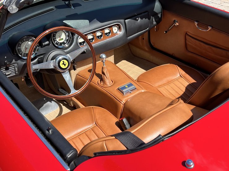 Ferrari 250 GT California, Ferrari 250, Ferrari California, суперкар Ferrari, копия Ferrari, клон Ferrari