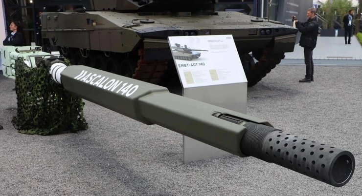 танк EMBT