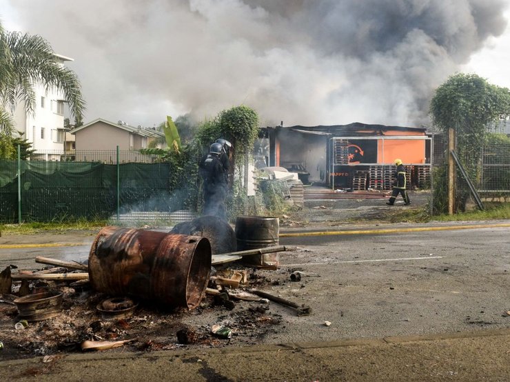 нова каледонія, франція, протести, заморська територія
