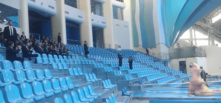 Кім Чен Ин відвідав дельфінарій у Приморському краї