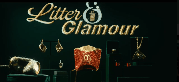 Прикраси із переробленого сміття