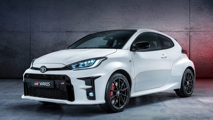 Ford Mustang Mach-E, Motor Awards, кращі авто року, авто року, кращі авто 2021 року, Toyota GR Yaris