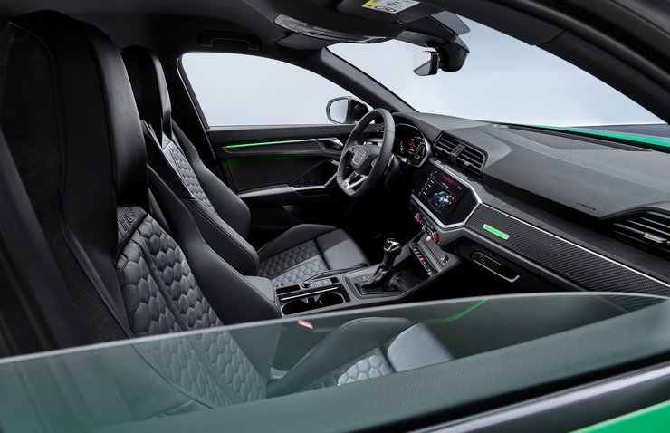 салон Audi RS Q3, Audi Q3, Audi Q3, кроссовер Audi