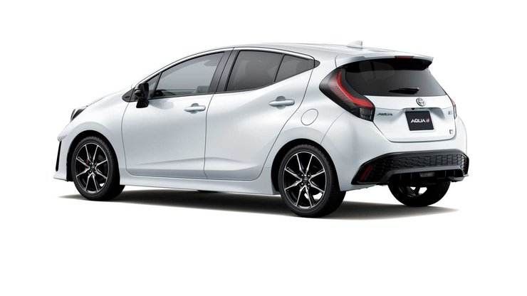 Toyota Aqua GR Sport, Toyota Aqua, новая Toyota Aqua, Toyota Prius C, Toyota Prius