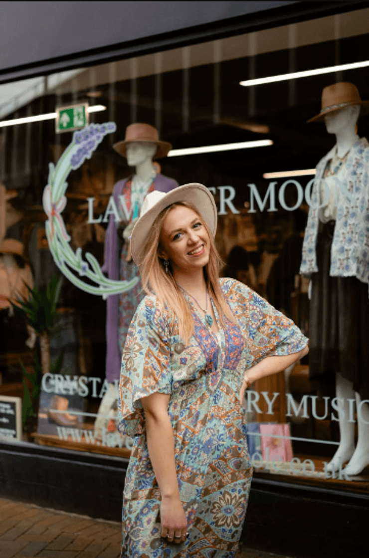 владелица магазина Бетани (Бет) Голанд (фото:DailyStar)