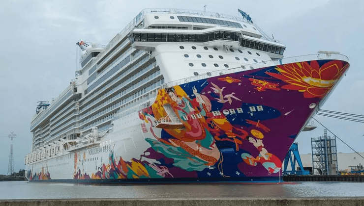 Заброшенное круизное судно, ремонт круизного судна, корабль мечты, морское путешествие, реконструкция, вновь отправится в плавание