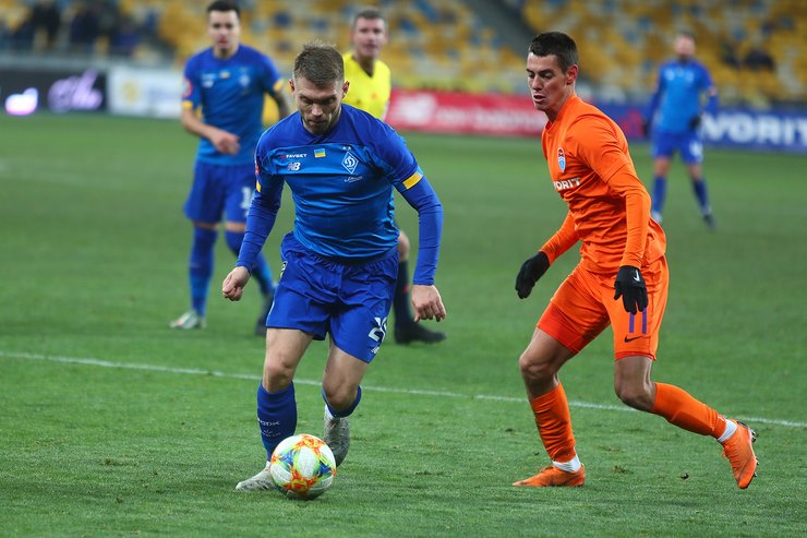 Александр Караваев, Динамо Киев, Караваев игровое фото