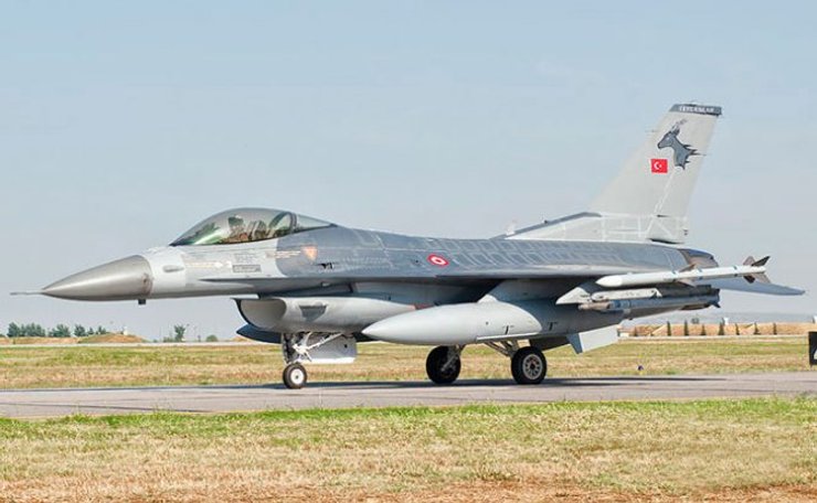 истребитель F-16