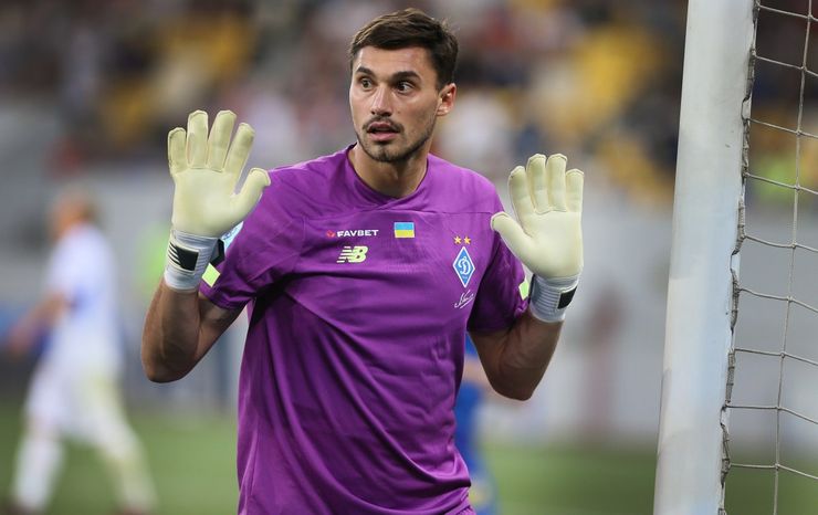 Георгій Бущан пропустив п'ять м'ячів в матчі Баварія Динамо