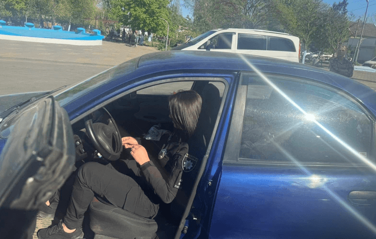 В Одесской области полицейская наехала на девочку