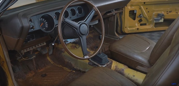 салон Dodge Challenger 1971, Dodge Challenger, спорткар Dodge