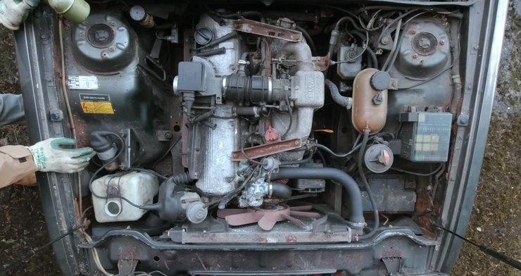 BMW 6 Series 1983, BMW 6 Series, BMW 628, купе BMW 6, двигатель BMW 6, шестерка BMW