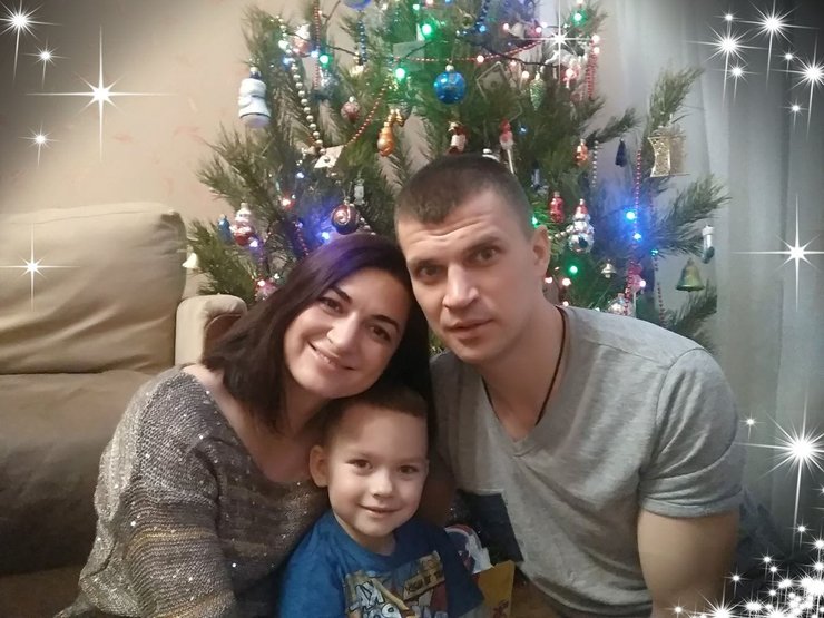 Сергей Лысюк с семьей