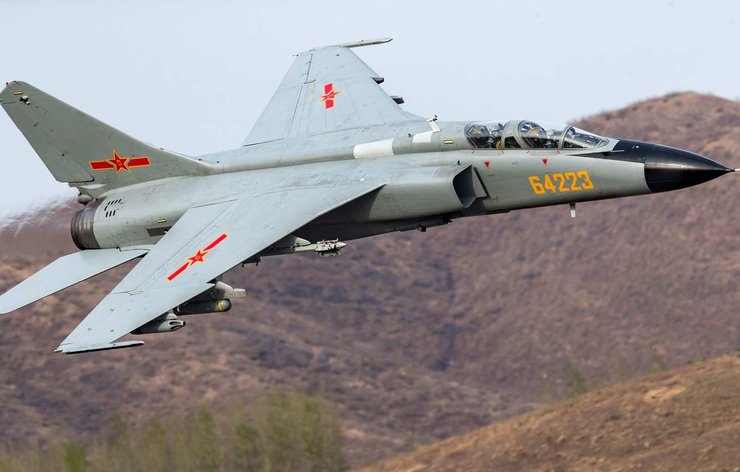 Винищувач-бомбардувальник JH-7A