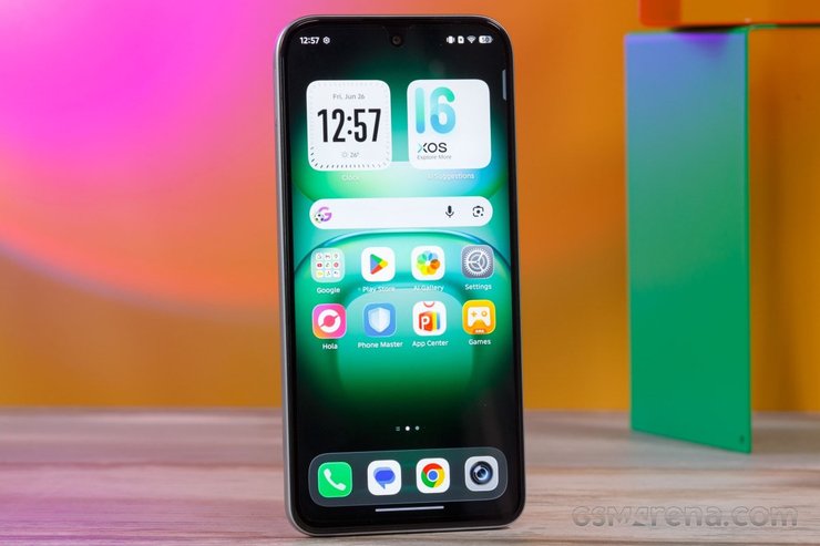 Дисплей смартфона Infinix Hot 70 Pro