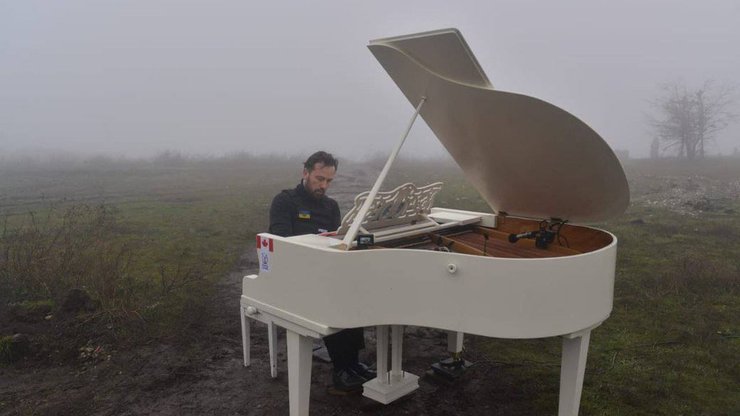 мажинтас, пианист, роояль, изюм