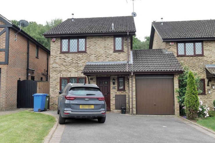 Дом Гарри Поттера, дом, недвижимость, машина, гараж, снимали в фильме, дом из Гарри Поттера, Прайвет-драйв