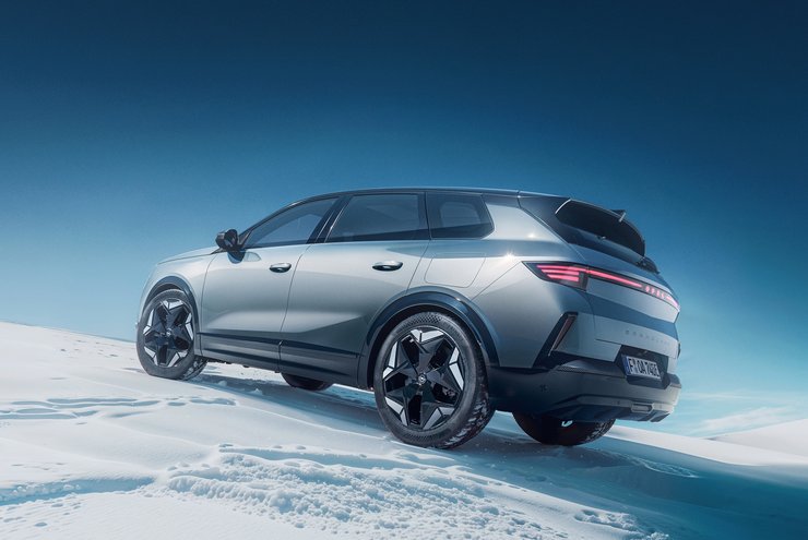 Opel Grandland, новий Opel Grandland, Opel Grandland Electric AWD, кросовер Opel, Opel Grandland 2025