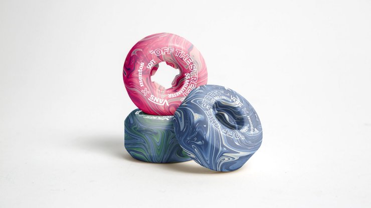 Колеса для скейтборда, жевачка