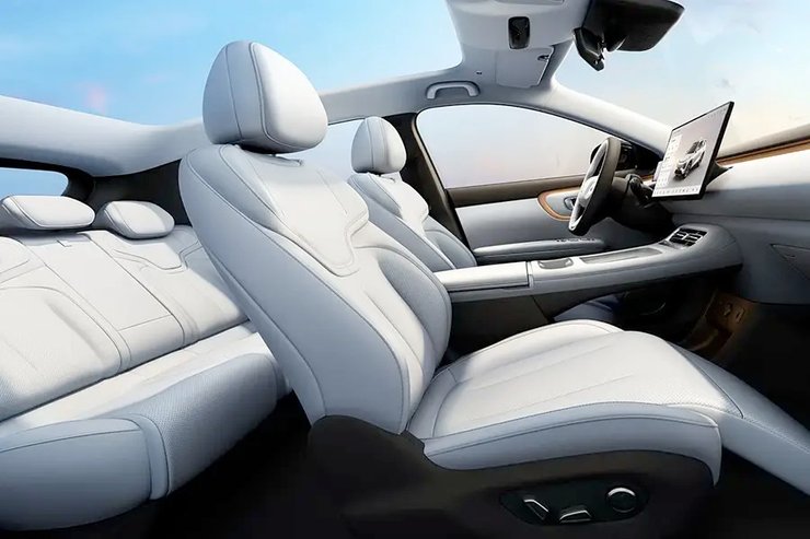 Салон Changan Nevo Q05