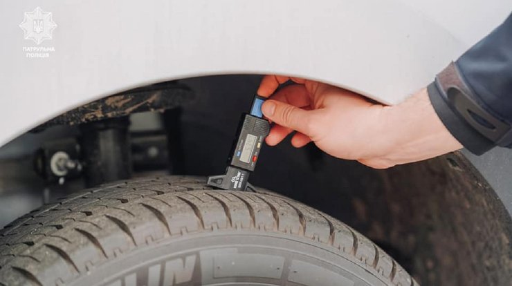 Мобільна станція діагностики, техогляд авто, техогляд в Україні, патрульна поліція