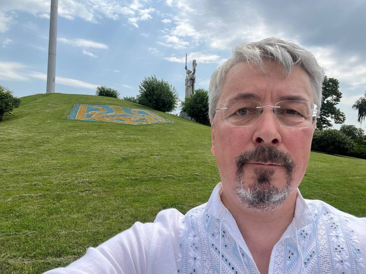 Олександр Ткаченко, Батьківщина-Мати