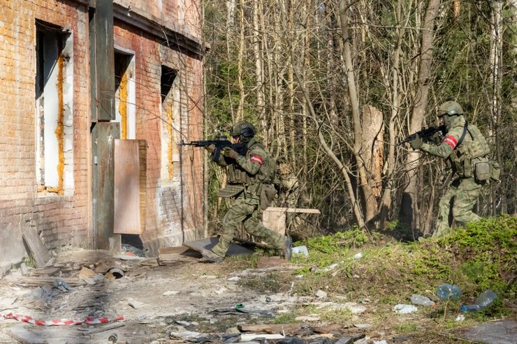 фото тренування спецпризначенців центру "Витязь" Росгвардії